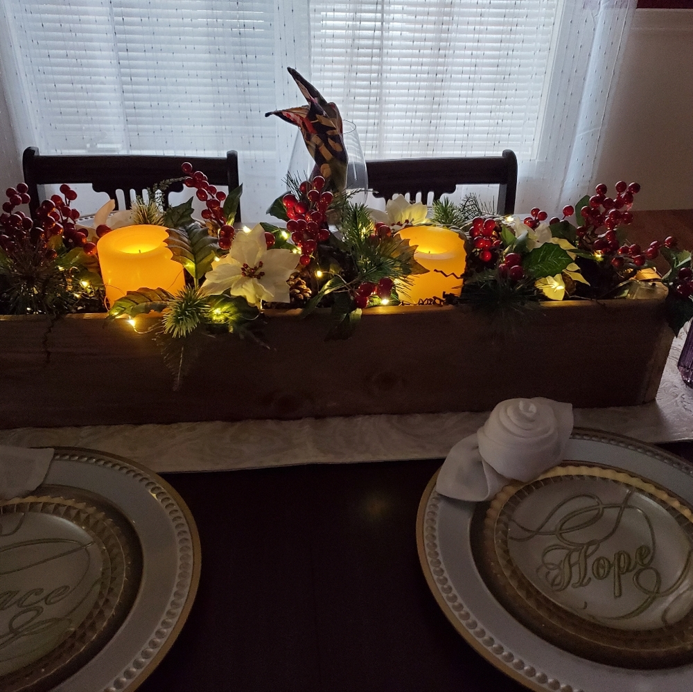 Hand Crafted Table Centre Piece Box - Picture 5 of 6